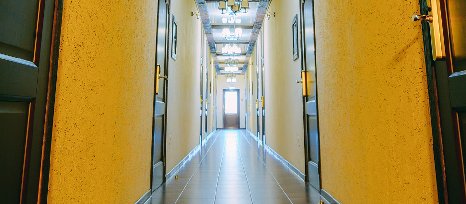 коридор Гостиницы Гостиный двор Алтай